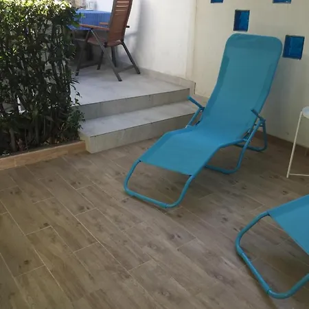 Petite House Hébergement de vacances