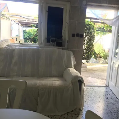 Petite House Starigrad Paklenica