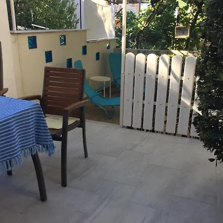 Petite House Starigrad Paklenica
