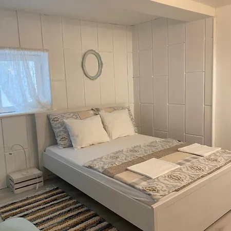 Petite House Holiday home Starigrad Paklenica